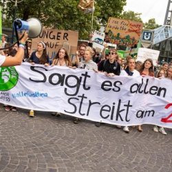 Zusammen mit Fridays for Future für eine konsequentere Klimaschutzpolitik - Demo und Kundgebung in Kirchheim