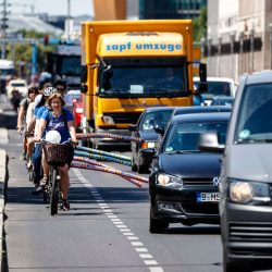 Verkehrswende und Umweltschutz - Klaus Amler (Baden-Württemberg) stellt die Studie "Mobiles Baden-Württemberg" vor